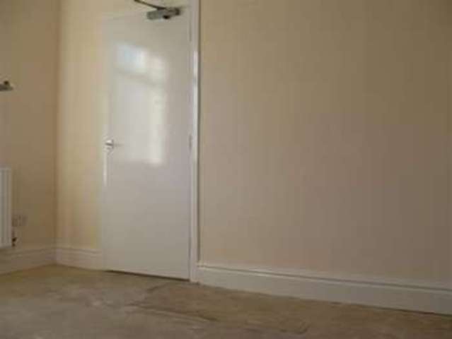  Image of 1 bedroom Flat to rent in West Street Wellingborough NN8 at Wellingborough  Northamptonshire, NN8 4LY