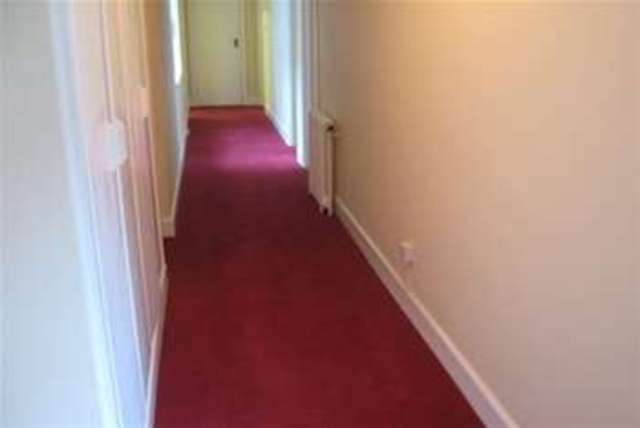  Image of 2 bedroom Flat to rent in West Cliff Road Westbourne Bournemouth BH2 at Bournemouth, BH2 5HJ