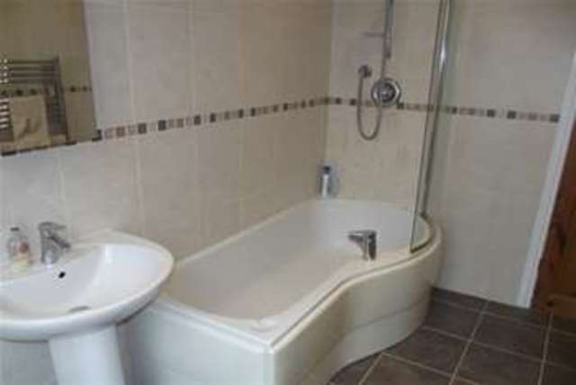  Image of 2 bedroom Terraced house to rent in Westminster Road Walkden Manchester M28 at Manchester, M28 3AW