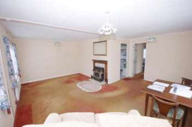  Image of 2 bedroom Bungalow for sale in Westwood Park Bashley Cross Road New Milton BH25 at New Milton  New Milton, BH25 5TB