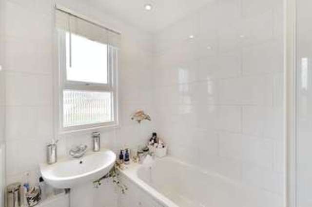 Image of 3 bedroom Property to rent in Wetherell Road London E9 at Wetherell Road  London, E9 7DB