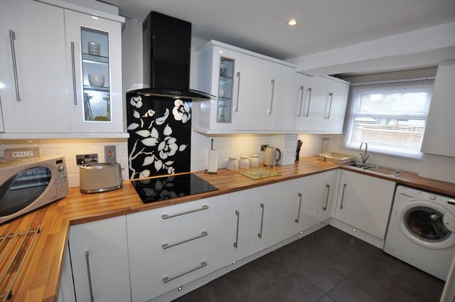  Image of 3 bedroom Terraced house for sale in Wetmore Road Burton-on-Trent DE14 at Wetmore Road  Burton-On-Trent, DE14 1RD
