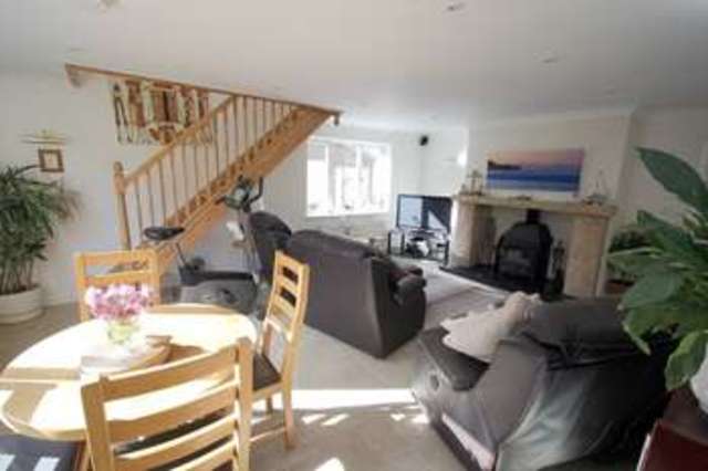  Image of 5 bedroom Detached house for sale in Whitecroft Road Meldreth Royston SG8 at Meldreth Royston Hertfordshire, SG8 6ND