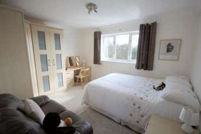  Image of 5 bedroom Detached house for sale in Whitecroft Road Meldreth Royston SG8 at Meldreth Royston Hertfordshire, SG8 6ND