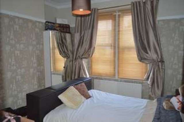  Image of 2 bedroom Flat for sale in Whitecross Road Weston-super-Mare BS23 at Whitecross Road  Weston-Super-Mare, BS23 1EW