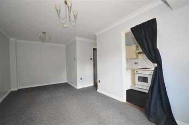  Image of Studio flat for sale in Wickham Close Newington Sittingbourne ME9 at Newington Sittingbourne Sittingbourne, ME9 7NX