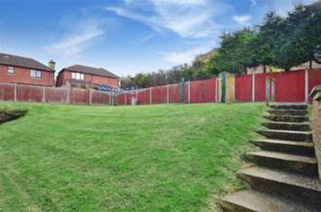  Image of Studio flat for sale in Wickham Close Newington Sittingbourne ME9 at Newington Sittingbourne Sittingbourne, ME9 7NX