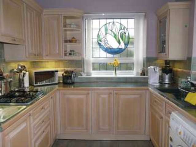  Image of 3 bedroom Detached house for sale in Willow Lane Gedling Nottingham NG4 at Willow Lane Gedling Nottingham, NG4 4BJ