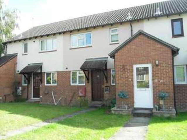  Image of 1 bedroom Flat for sale in Willow Tree Glade Calcot Reading RG31 at Reading, RG31 7AZ
