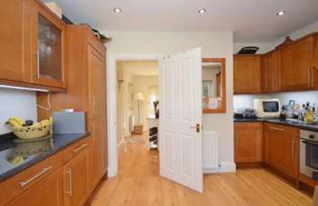  Image of 3 bedroom Detached house for sale in Mayfield Road Wooburn Green High Wycombe HP10 at Mayfield Road Wooburn Green High Wycombe, HP10 0HG