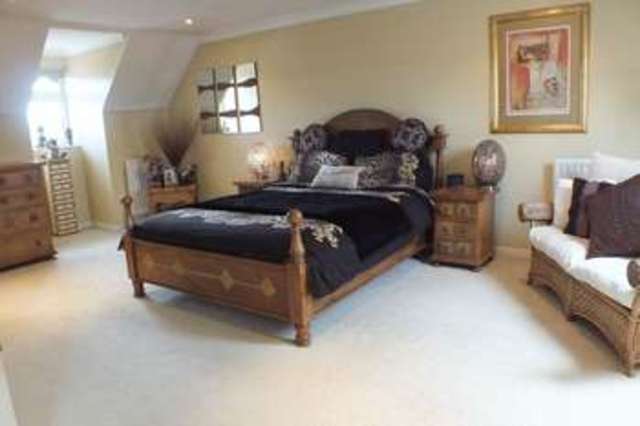  Image of 5 bedroom Detached house for sale in Woodpecker Drive Packmoor Stoke-on-Trent ST7 at Woodpecker Drive Packmoor Stoke-On-Trent, ST7 4GJ