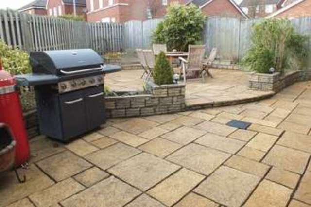  Image of 5 bedroom Detached house for sale in Woodpecker Drive Packmoor Stoke-on-Trent ST7 at Woodpecker Drive Packmoor Stoke-On-Trent, ST7 4GJ