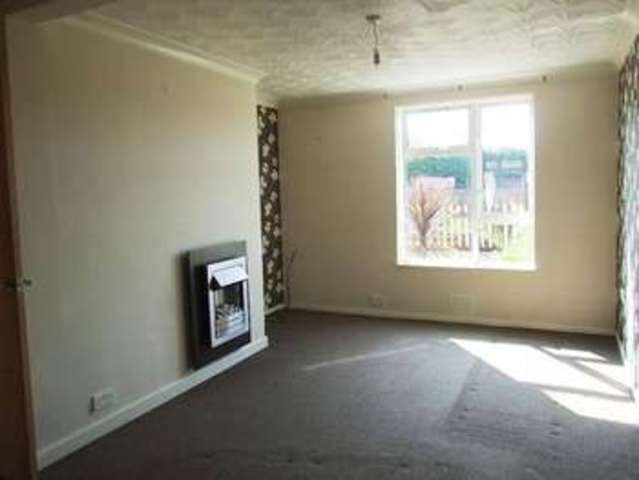  Image of 2 bedroom Flat to rent in Dumbarton Road Weymouth DT4 at Weymouth, DT4 9BY