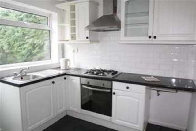  Image of 3 bedroom Detached house to rent in Yalding Gardens Nottingham NG8 at Nottingham, NG8 2PZ
