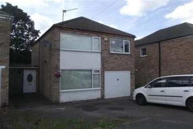  Image of 3 bedroom Detached house to rent in Yalding Gardens Nottingham NG8 at Nottingham, NG8 2PZ