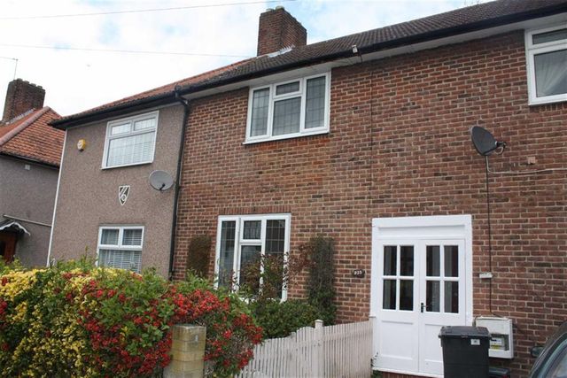  Image of 2 bedroom Property to rent in Rangefield Road Downham Bromley BR1 at Rangefield Road Bromley Bromley, BR1 4QX