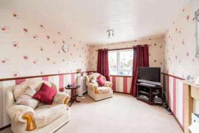 Image of 3 bedroom Terraced house for sale in Glenburn Way Bo