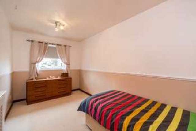  Image of 3 bedroom Terraced house for sale in Glenburn Way Bo