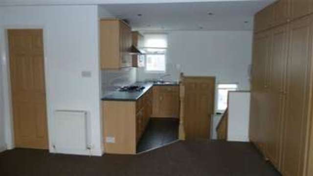  Image of 1 bedroom Studio flat to rent in Worcester Terrace Sunderland SR2 at Worcester Terrace Ashbrooke Sunderland, SR2 7AR