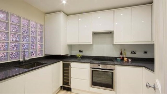  Image of Studio flat to rent in Park Walk London SW10 at CHELSEA, SW10 0AJ