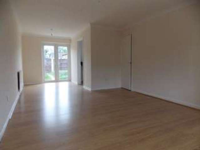  Image of 3 bedroom Semi-Detached house to rent in Nelson Street Ilkeston DE7 at Nelson Street  Ilkeston, DE7 8PT