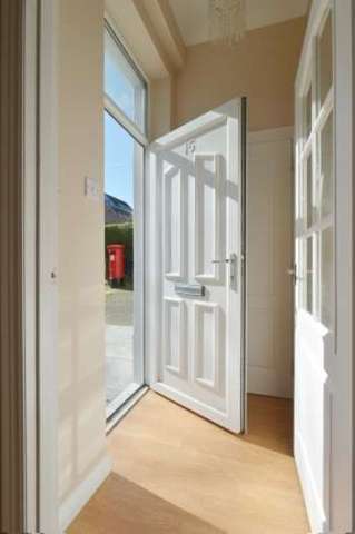  Image of 1 bedroom Flat for sale in Morningside Gardens Edinburgh EH10 at Morningside Gardens  Edinburgh, EH10 5LE