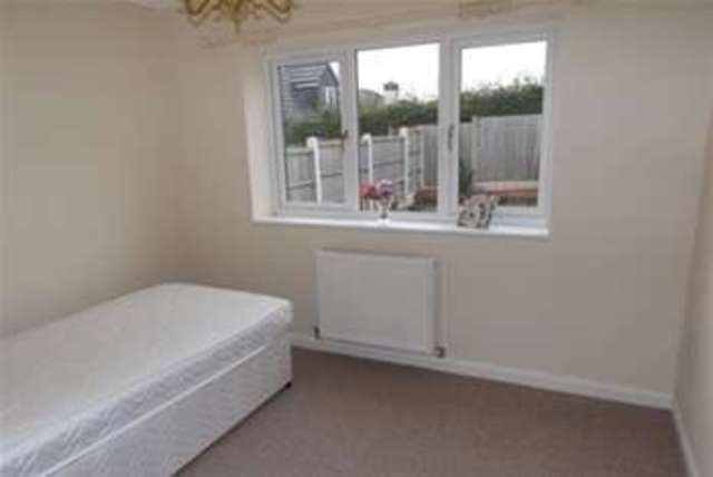  Image of 2 bedroom Detached house to rent in Gipsy Lane Old Whittington Chesterfield S41 at Chesterfield, S41 9JE