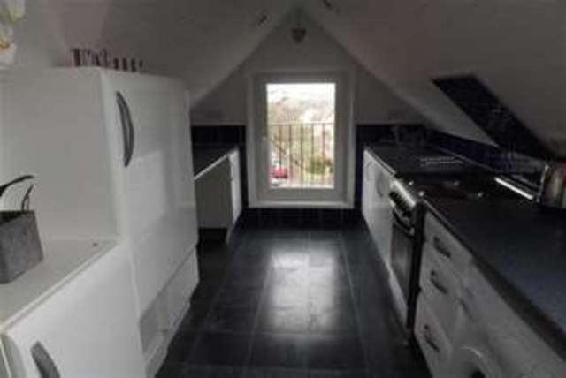  Image of 2 bedroom Flat to rent in Church Road Southbourne Bournemouth BH6 at Bournemouth, BH6 4AT