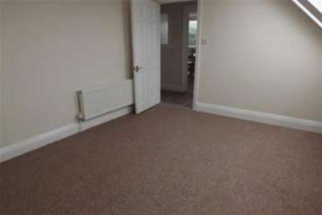  Image of 2 bedroom Flat to rent in Church Road Southbourne Bournemouth BH6 at Bournemouth, BH6 4AT