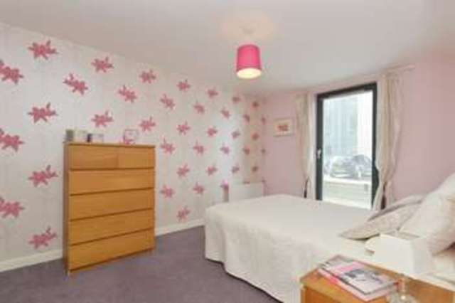  Image of 2 bedroom Flat for sale in Saltire Street Edinburgh EH5 at Saltire Street  Edinburgh, EH5 1PT