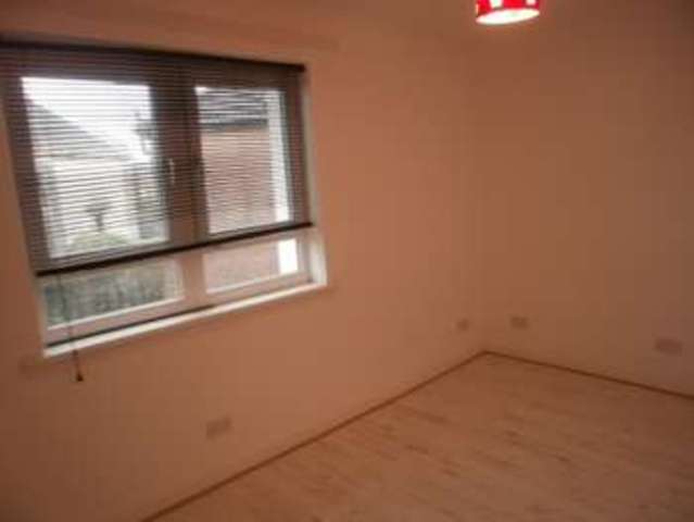  Image of 4 bedroom Semi-Detached house for sale in Lundie Street Glasgow G32 at Lundie Street  Glasgow, G32 8SQ