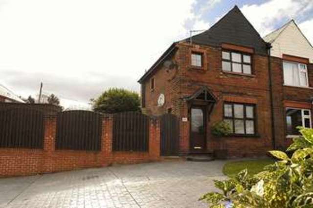  Image of 2 bedroom Semi-Detached house for sale in Middleton Road Royton Oldham OL2 at Royton Oldham Lancashire, OL2 5EH