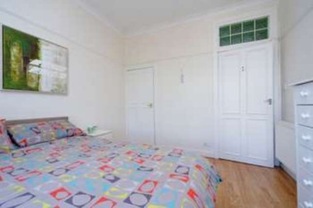  Image of 1 bedroom Flat for sale in Holmhead Crescent Glasgow G44 at Holmhead Crescent  Glasgow, G44 4HF