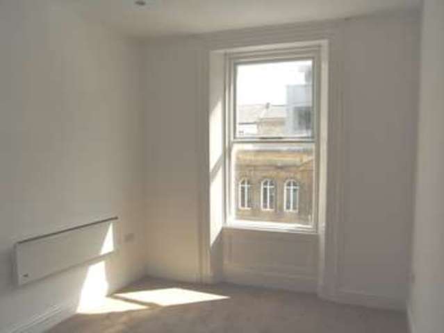  Image of 2 bedroom Apartment to rent in West Sunniside Sunderland SR1 at West Sunniside Flat 10 Sunderland, SR1 1BA