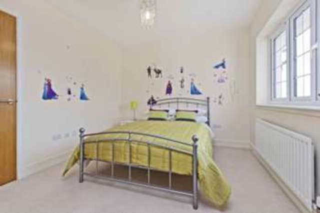  Image of 4 bedroom Detached house for sale in Catelbock Close Kirkliston EH29 at Catelbock Close  Kirkliston, EH29 9FF