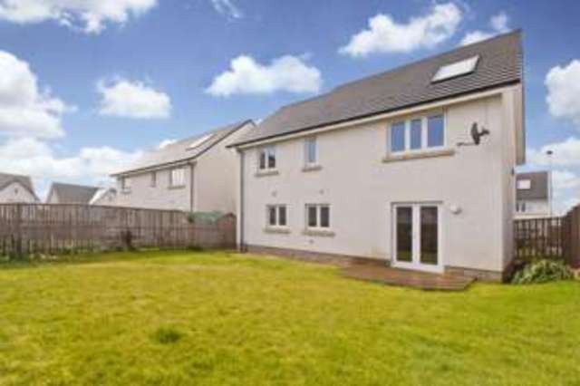  Image of 4 bedroom Detached house for sale in Catelbock Close Kirkliston EH29 at Catelbock Close  Kirkliston, EH29 9FF