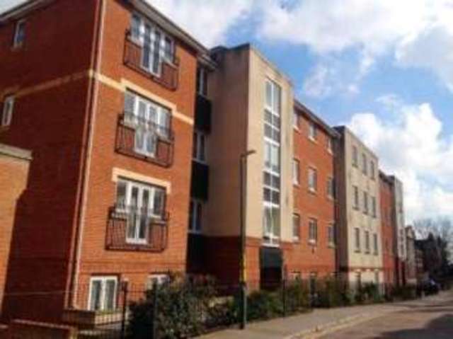  Image of 2 bedroom Flat for sale in Norwich Avenue West Westbourne Bournemouth BH2 at Westbourne-Town Centre Bournemouth Bournemouth, BH2 6AB