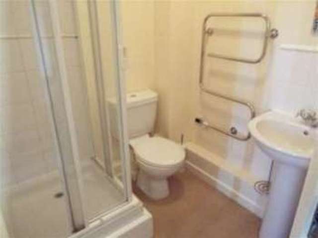  Image of 2 bedroom Flat for sale in Norwich Avenue West Westbourne Bournemouth BH2 at Westbourne-Town Centre Bournemouth Bournemouth, BH2 6AB
