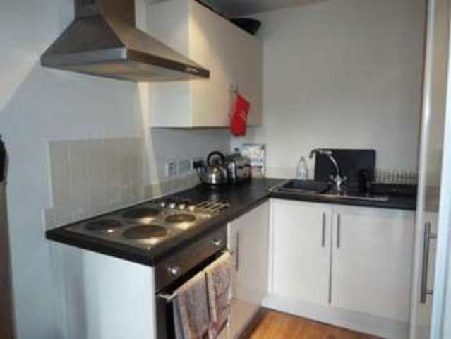  Image of Flat to rent in Furnace Hill Sheffield S3 at 69 Furnace Hill  Sheffield, S3 7AH