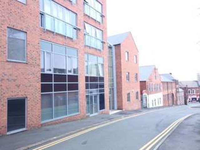  Image of Flat to rent in Furnace Hill Sheffield S3 at 69 Furnace Hill  Sheffield, S3 7AH
