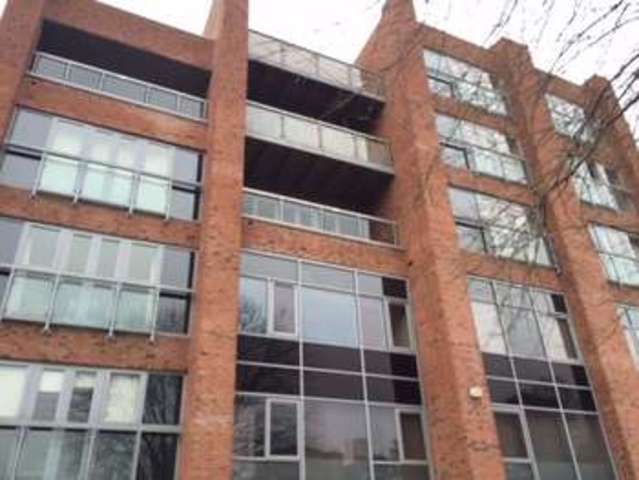  Image of Flat to rent in Furnace Hill Sheffield S3 at 69 Furnace Hill  Sheffield, S3 7AH