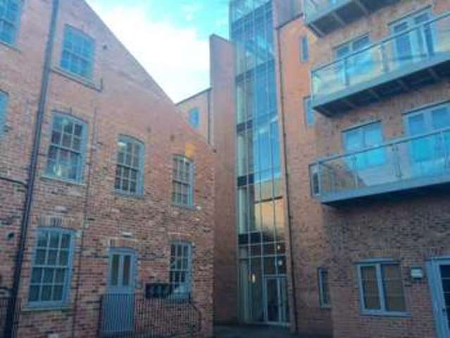  Image of Flat to rent in Furnace Hill Sheffield S3 at 69 Furnace Hill  Sheffield, S3 7AH