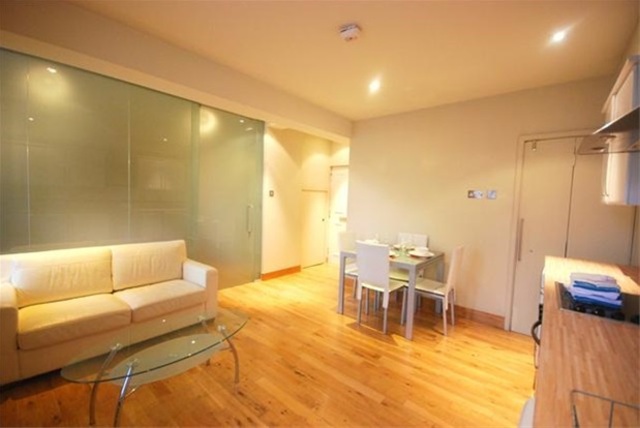  Image of 1 bedroom Flat to rent in Duke Street London SW1Y at ST JAMES, SW1Y 6BL