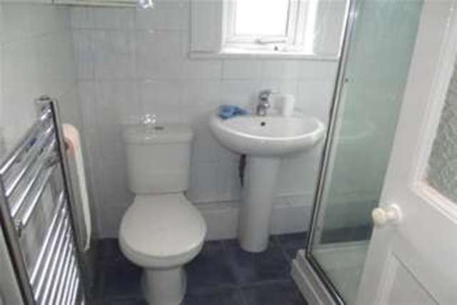  Image of 2 bedroom Flat to rent in Academy Street Glasgow G32 at Glasgow, G32 9XE