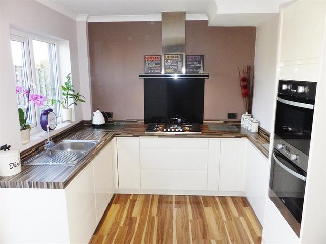  Image of 3 bedroom Terraced house for sale in Alexandra Avenue Sutton SM1 at Sutton Surrey Sutton, SM1 2NZ