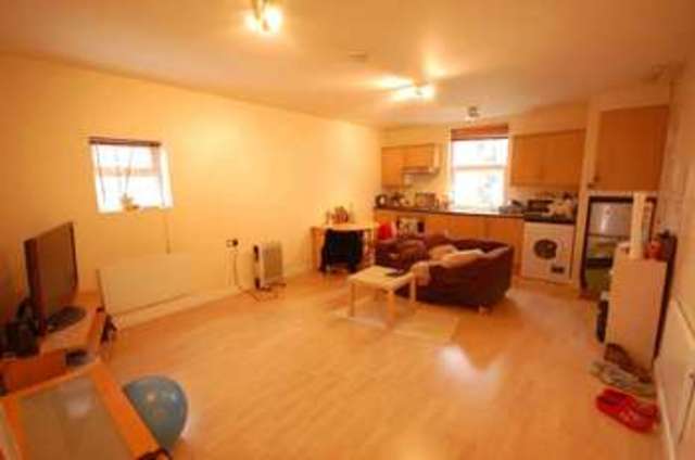  Image of 1 bedroom Property to rent in Alexandra Road Reading RG1 at Alexandra Road Reading Reading, RG1 5PG