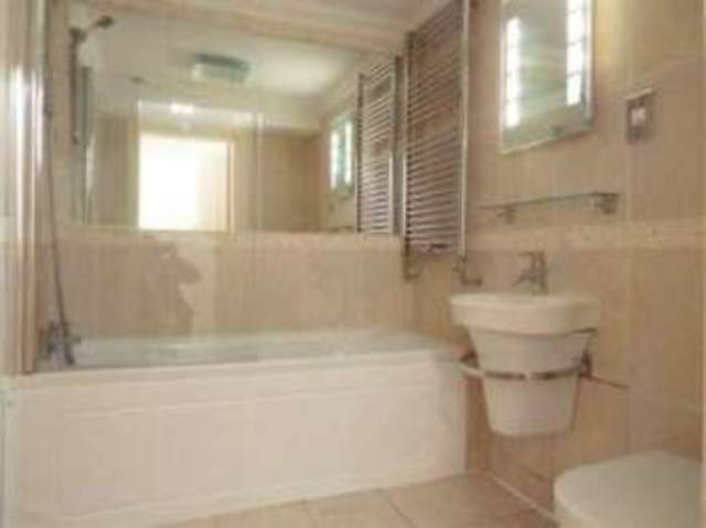 Image of 2 bedroom Flat for sale in Studland Road Westbourne Bournemouth BH4 at Alum Chine Bournemouth Westbourne, BH4 8JA