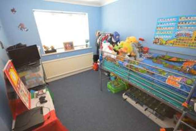  Image of 3 bedroom Detached house for sale in Alverthorpe Road Wakefield WF2 at Wakefield West Yorkshire, WF2 9PY
