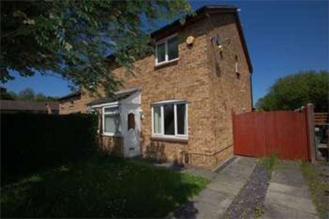  Image of 2 bedroom Semi-Detached house to rent in Apple Tree Grove Great Sutton Ellesmere Port CH66 at Great Sutton Ellesmere Port Great Sutton, CH66 2XF