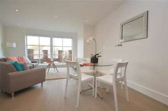  Image of 1 bedroom Apartment for sale in Archway Mews London SW15 at East Putney, SW15 2PE